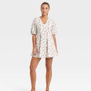 Women's Bell Elbow Sleeve Mini a-Line Dress - Universal Thread™
White Floral